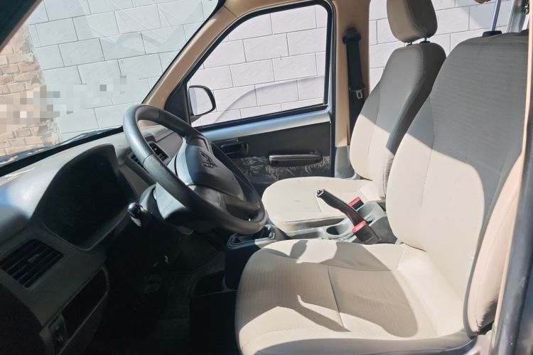 Used Wuling Rongguang S 2021 1.2L Standard Model with Power Steering 7-Seater LSI Left Front Seat