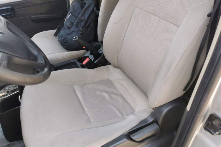 Used Wuling Rongguang S 2021 1.2L Base Model Window-Sealed 2-Seat LSI Car Left Front Seat