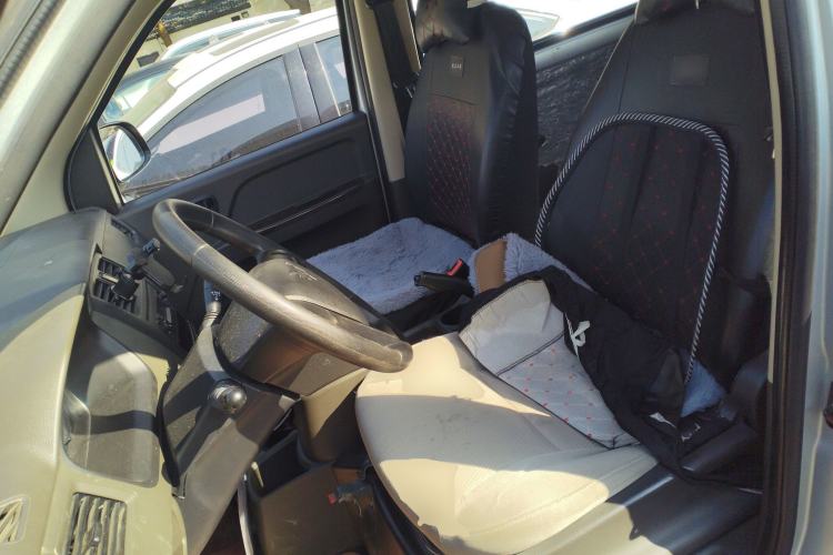 Used Wuling Rongguang S 2021 1.2L Standard Version with Power Steering 5-Seater LSI Left Front Seat