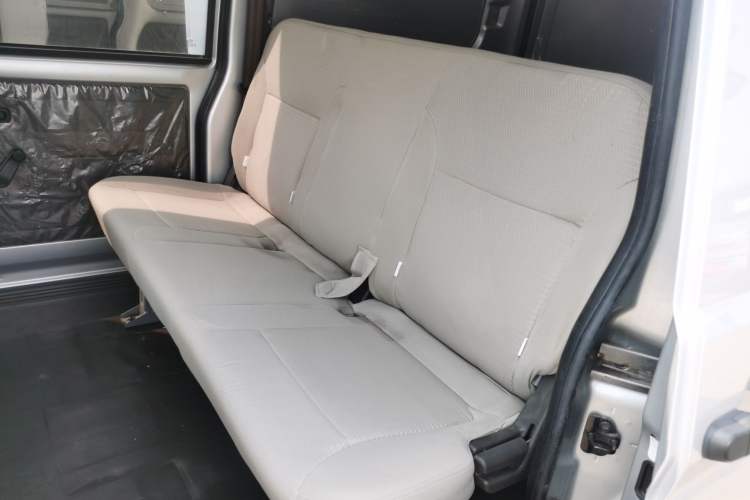 Used Wuling Rongguang S 2021 1.2L Base Model Window-Sealed 5-Seat LSI Car Left Rear Seat