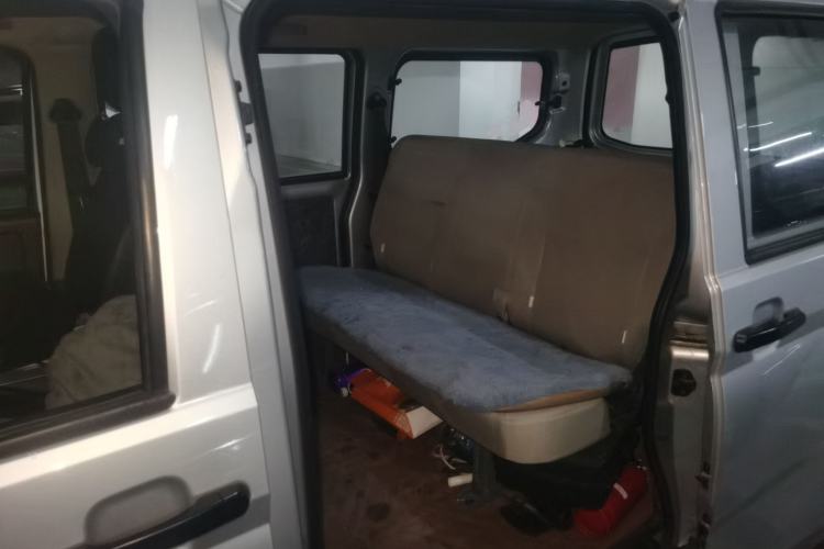 Used Wuling Rongguang S 2021 1.2L Standard Version with Power Steering 5-Seater LSI Left Rear Seat