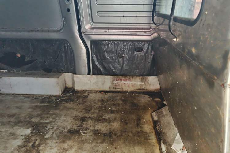 Used Wuling Rongguang S 2021 1.2L Base Model Window-Sealed 2-Seat LSI Car Left Rear Seat