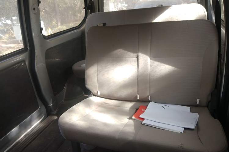 Used Wuling Rongguang S 2021 1.2L Base Model 7-Seater LSI Left Rear Seat