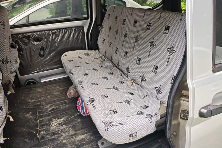 Used Wuling Rongguang S 2021 1.2L Base Model 5-Seater LSI Left Rear Seat