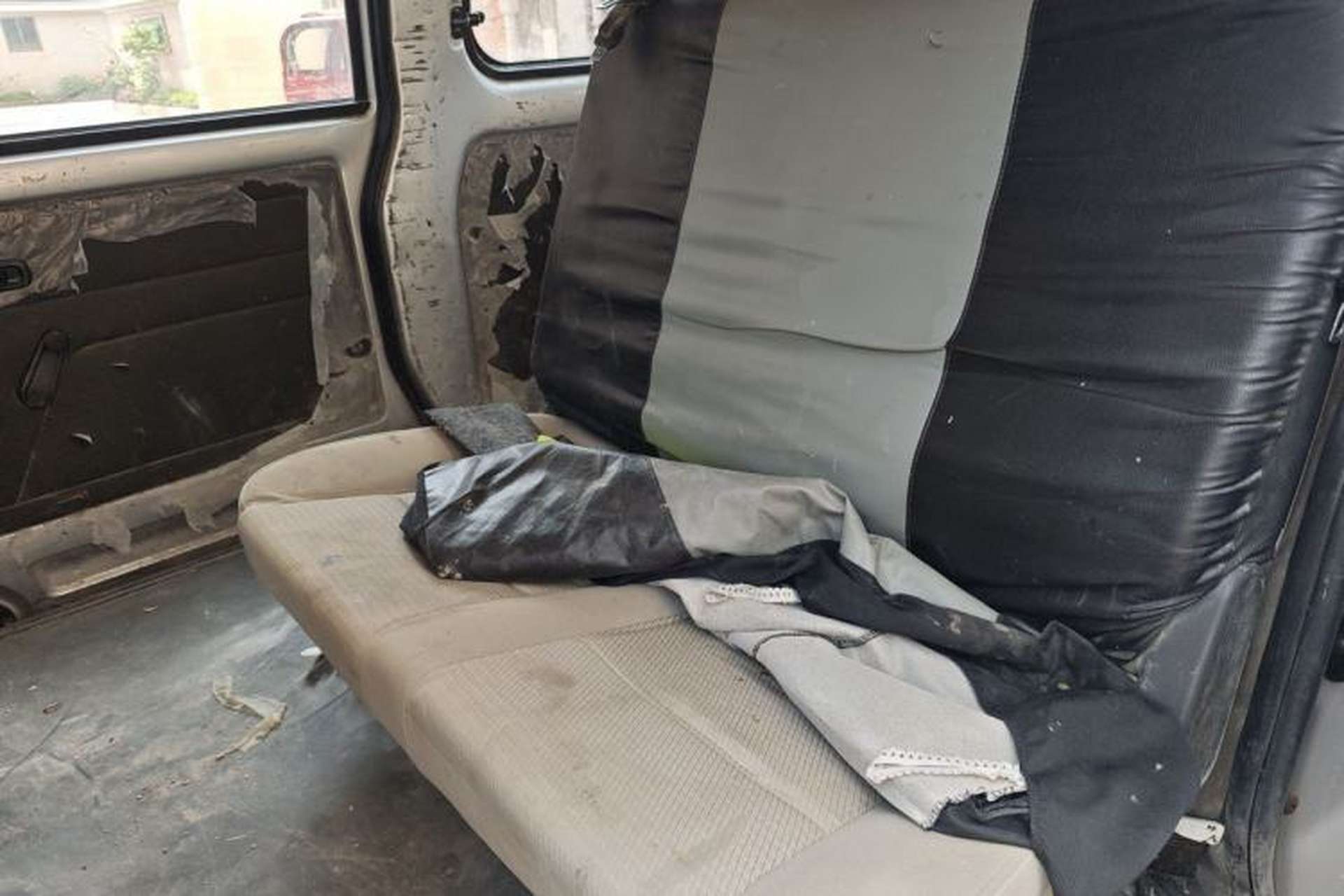 Used Wuling Rongguang S 2021 1.2L Base Model 7-Seater LSI Left Rear Seat