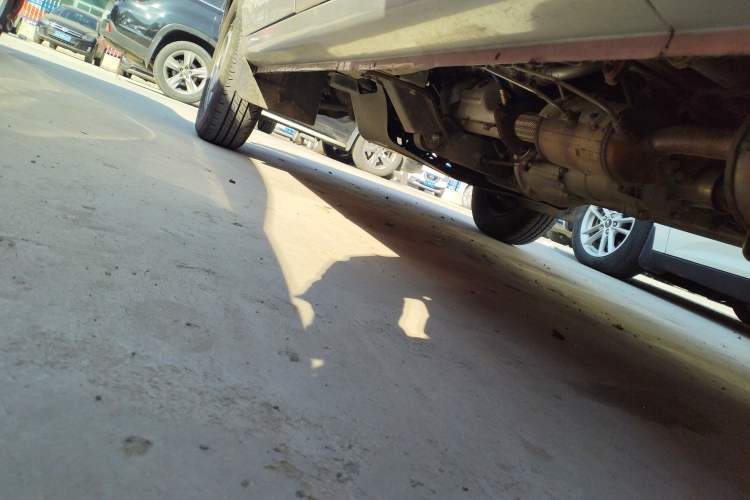 Used Wuling Rongguang S 2021 1.2L Standard Version with Power Steering 5-Seater LSI Left Side Sill