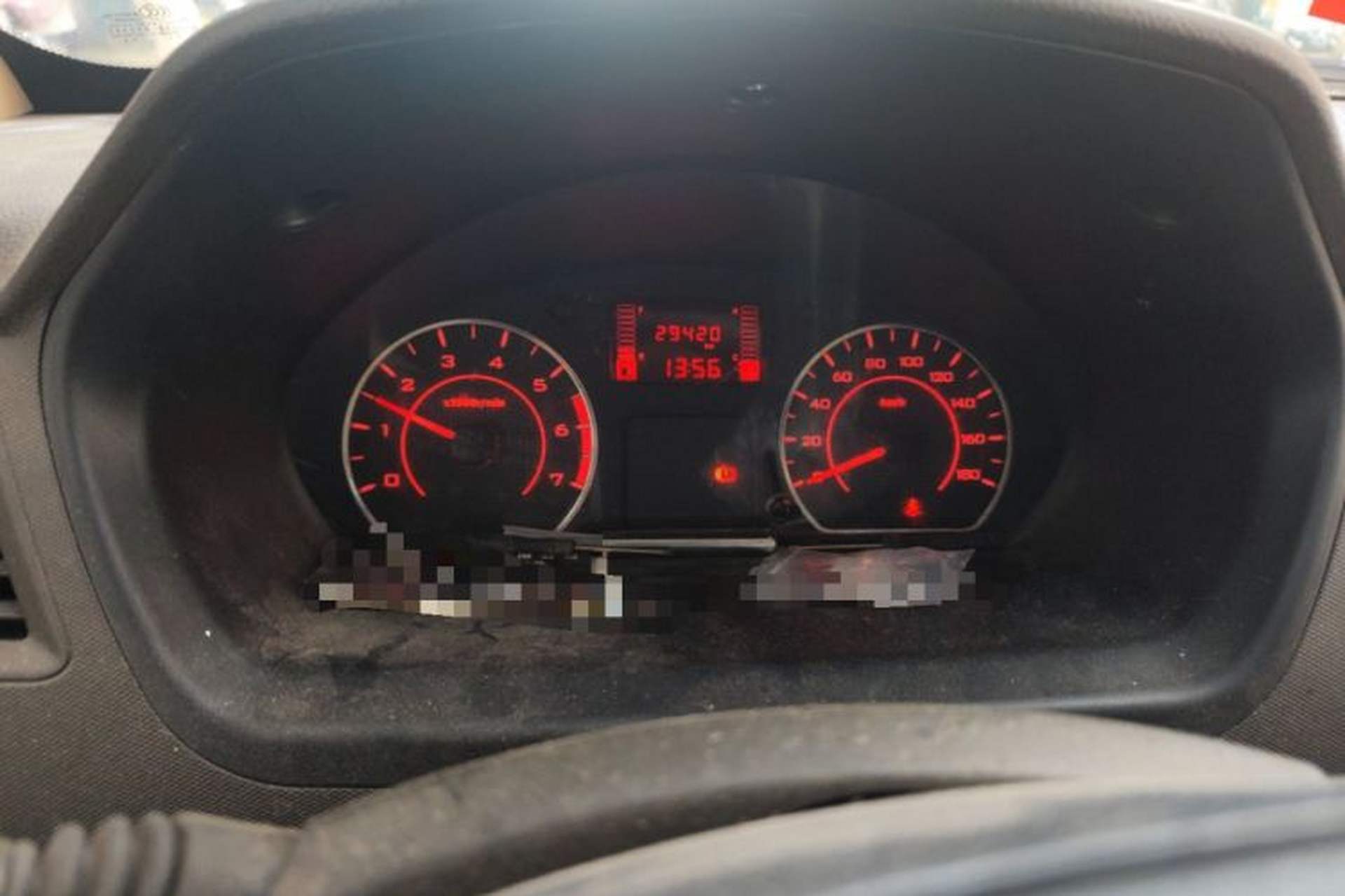 Used Wuling Rongguang S 2021 1.2L Base Model 5-Seater LSI Odometer Close Up