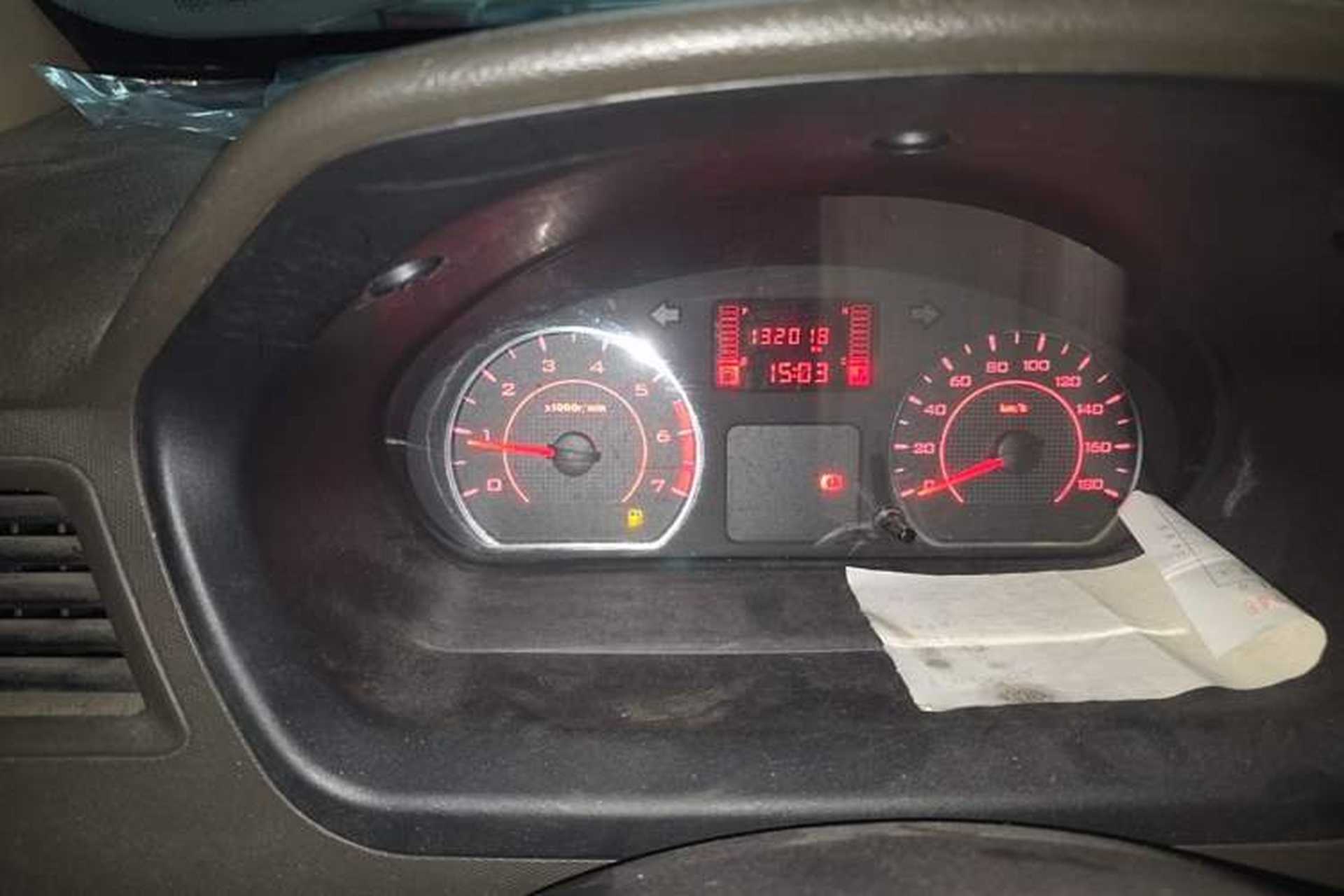 Used Wuling Rongguang S  Odometer Close Up