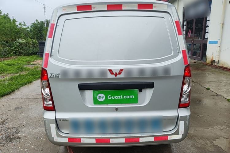 Used Wuling Rongguang S 2021 1.2L Base Model Window-Sealed 2-Seat LSI Car Rear