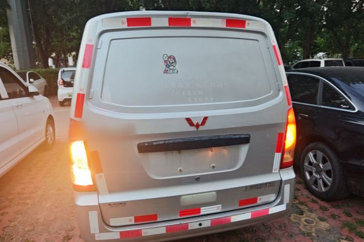 Used Wuling Rongguang S 2021 1.2L Base Model Window-Sealed 2-Seat LSI Car Rear