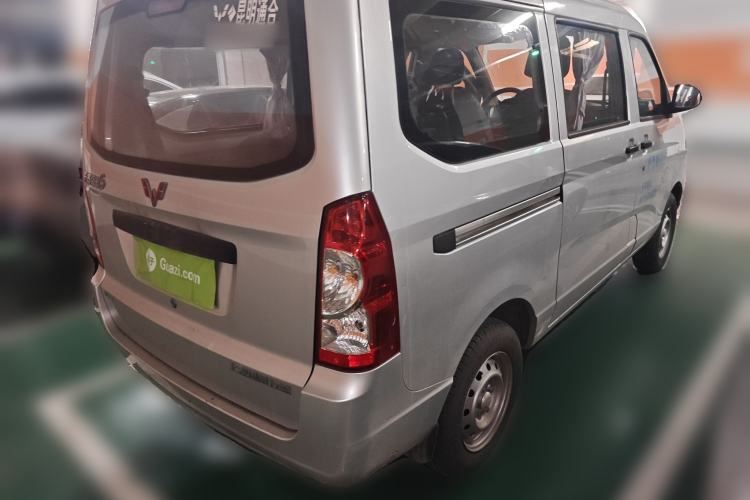 Used Wuling Rongguang S 2021 1.2L Base Model 7-Seater LSI Rear Right 45 Deg