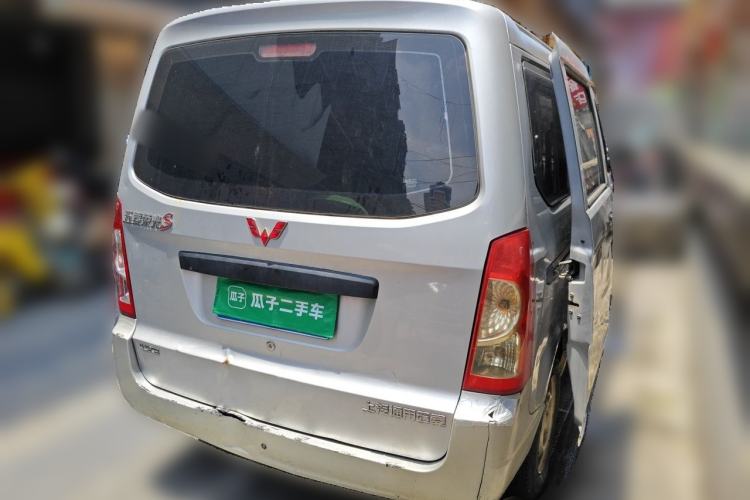Used Wuling Rongguang S 2021 1.2L Base Model 7-Seater LSI Rear Right 45 Deg