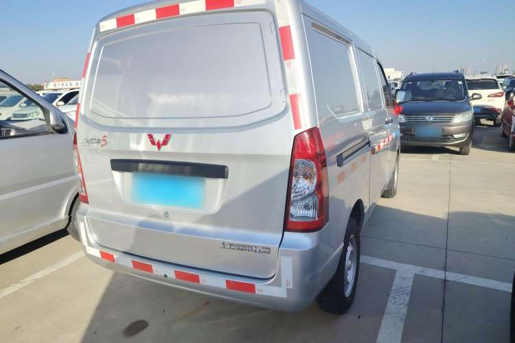 Used Wuling Rongguang S 2021 1.2L Base Model Window-Sealed 2-Seat LSI Car Rear Right 45 Deg