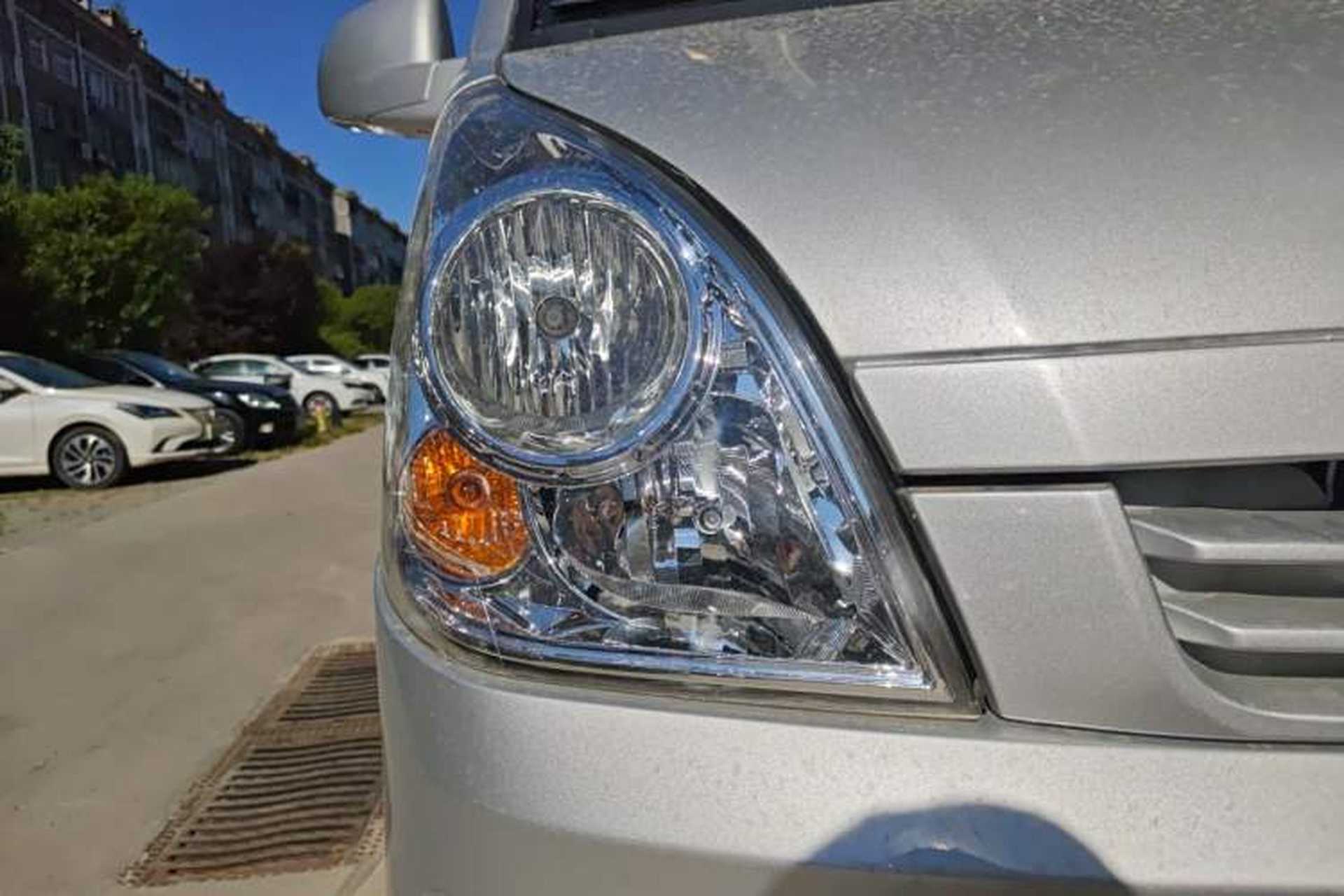 Used Wuling Rongguang S 2021 1.2L Base Model Window-Sealed 2-Seat LSI Car Right Front Headlight