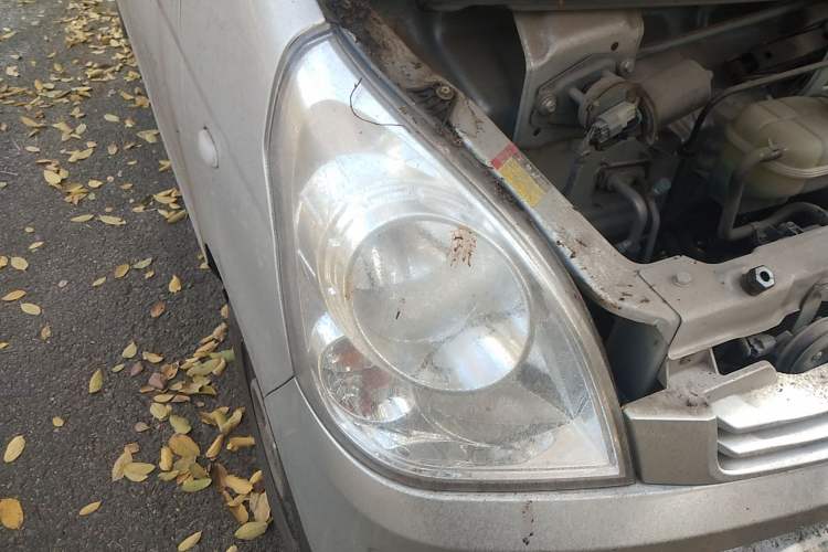 Used Wuling Rongguang S 2021 1.2L Base Model 7-Seater LSI Right Front Headlight