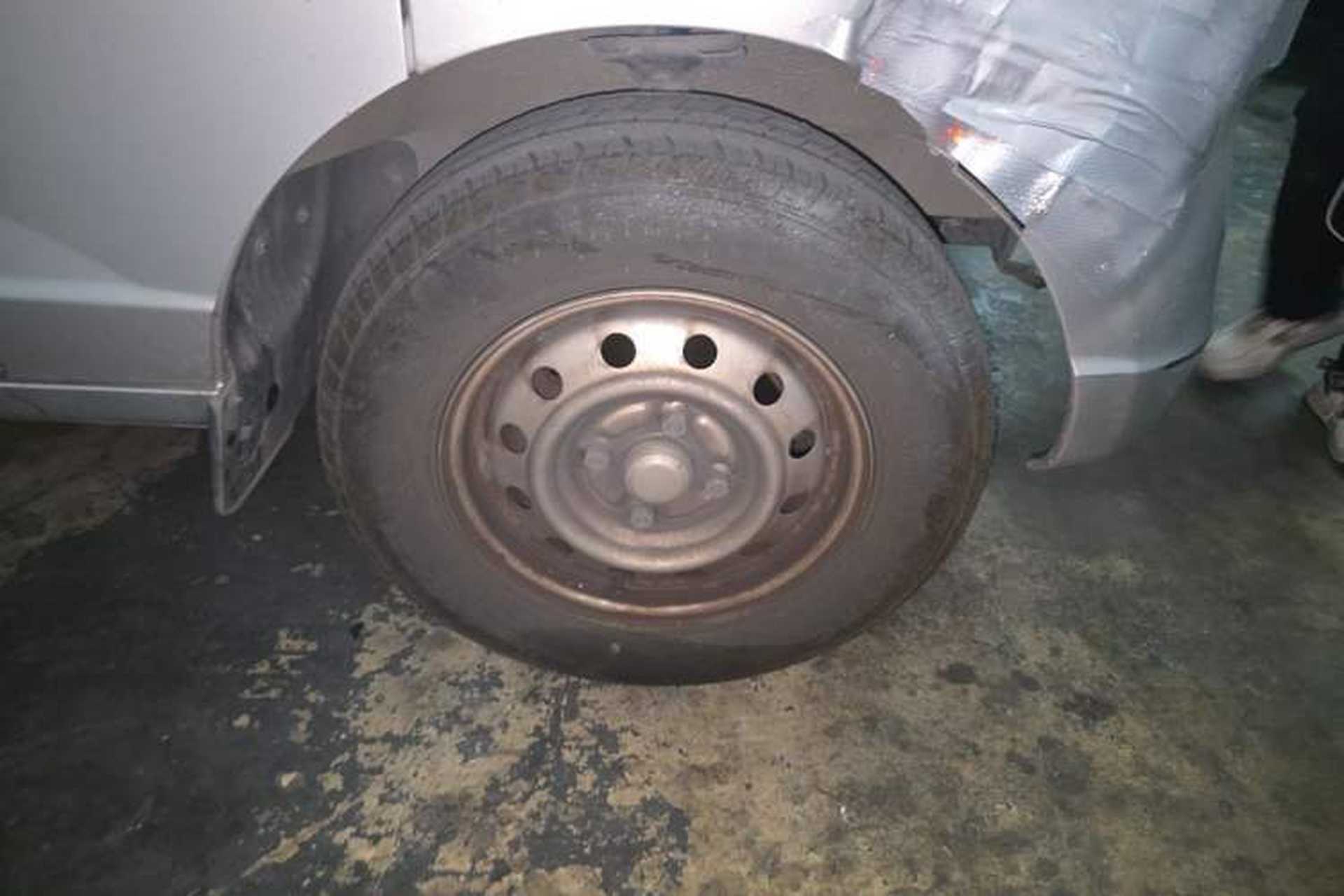 Used Wuling Rongguang S  Right Front Wheel Hub