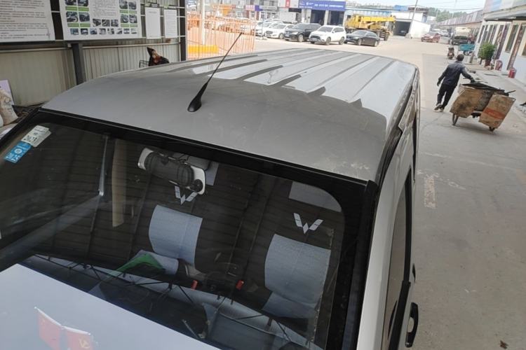 Used Wuling Rongguang S 2021 1.2L Base Model 7-Seater LSI Roof