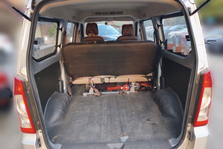 Used Wuling Rongguang S 2021 1.2L Base Model 5-Seater LSI Trunk