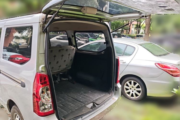 Used Wuling Rongguang S 2021 1.2L Base Model 5-Seater LSI Trunk