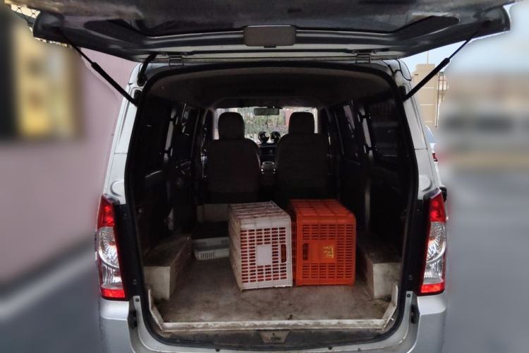Used Wuling Rongguang S 2021 1.2L Base Model 7-Seater LSI Trunk