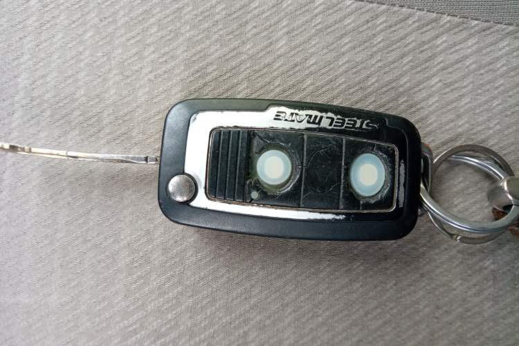 Used Wuling Rongguang S 2021 1.2L Base Model 7-Seater LSI Vehicle Key