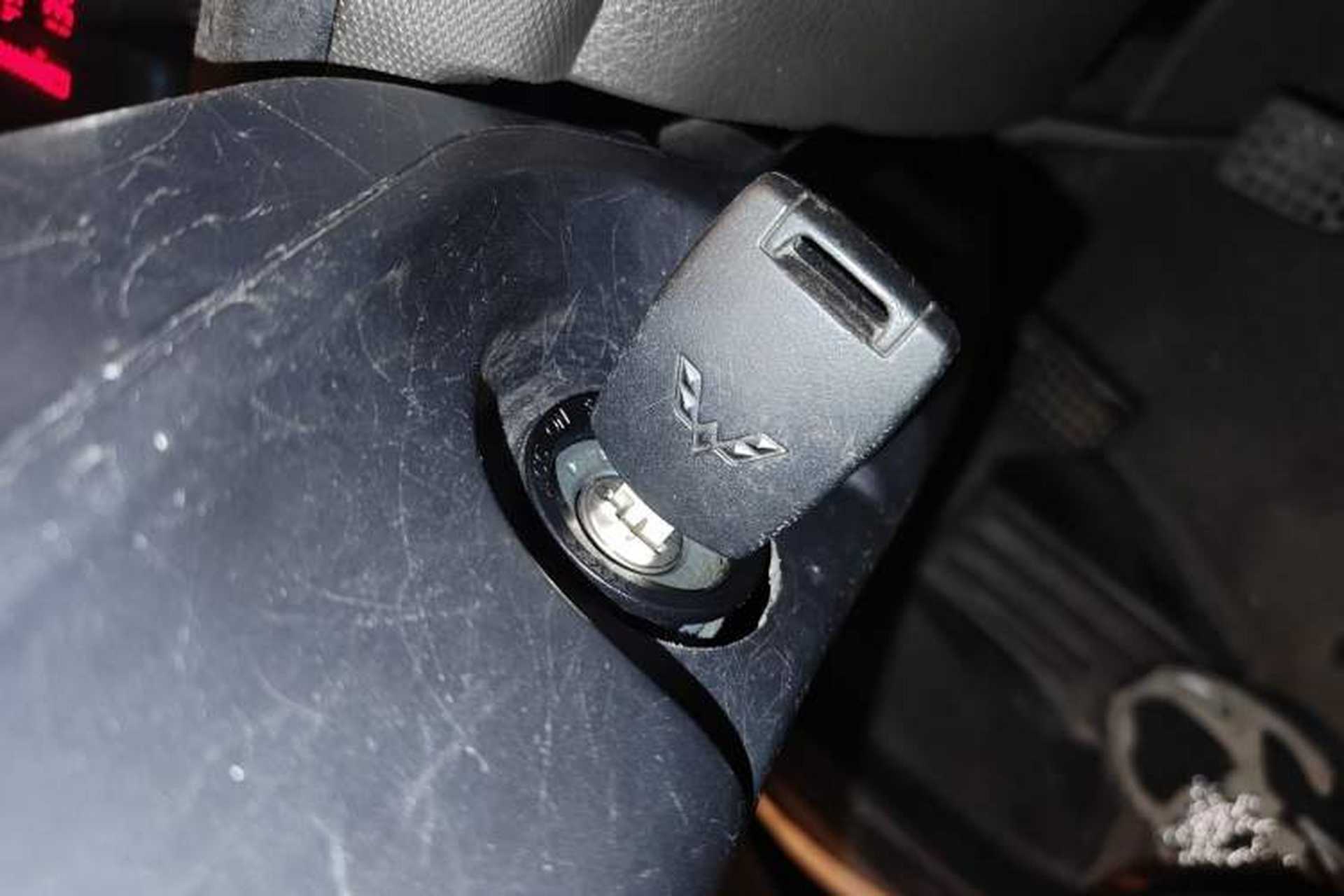 Used Wuling Rongguang S 2021 1.2L Base Model 5-Seater LSI Vehicle Key
