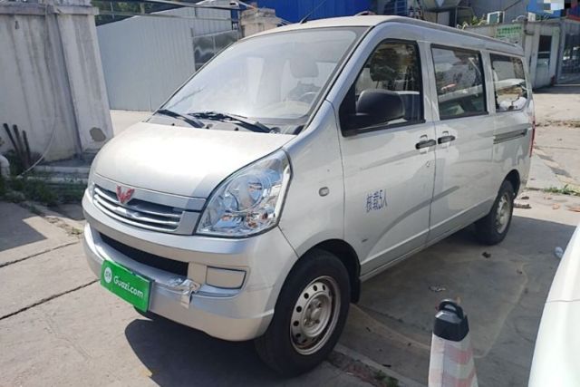 Used Wuling Rongguang S 2021 1.2L Base Model 5-Seater LSI