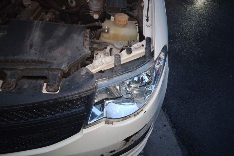 Used Wuling Rongguang S 2021 1.2L Base Model 5-Seater LSI Engine Bay Left