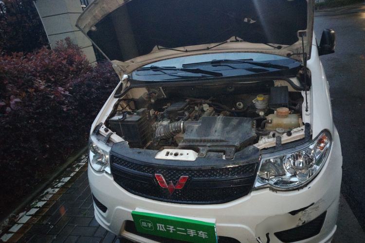 Used Wuling Rongguang S 2021 1.2L Base Model 5-Seater LSI Engine Bay