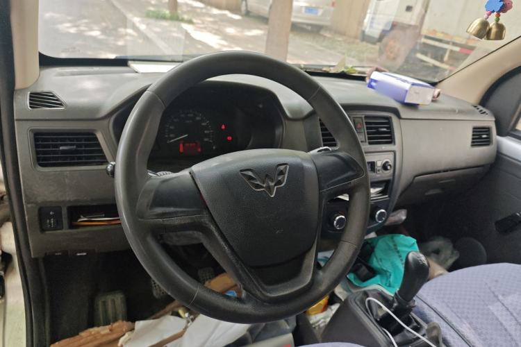 Used Wuling Rongguang S 2021 1.2L Base Model Window-Sealed 2-Seat LSI Car Steering Wheel