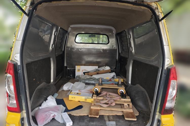 Used Wuling Rongguang S 2021 1.2L Base Model Window-Sealed 2-Seat LSI Car Trunk