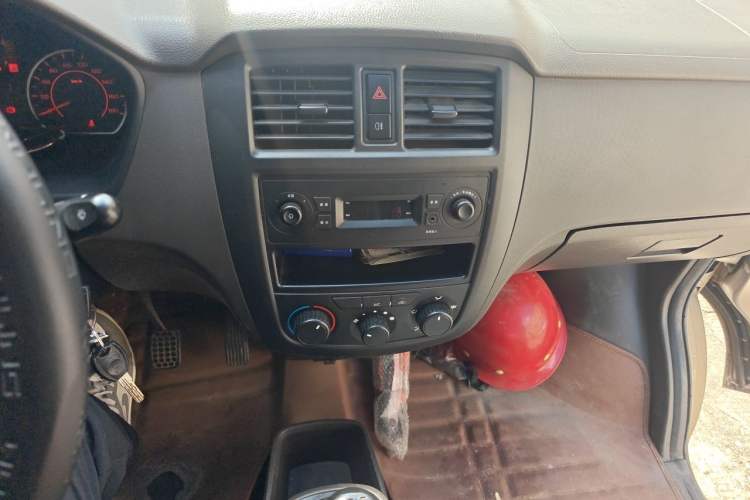 Used Wuling Rongguang S 2021 1.2L Base Model 7-Seater LSI Audio And AC Panel