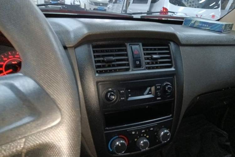 Used Wuling Rongguang S 2021 1.2L Base Model 7-Seater LSI Audio And AC Panel