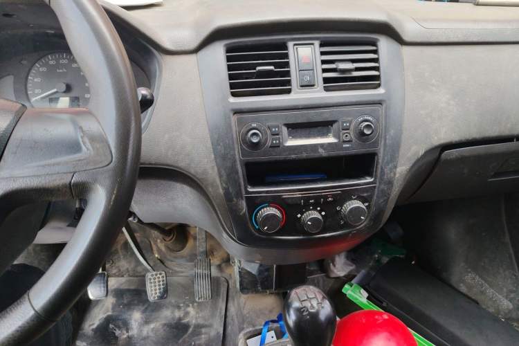 Used Wuling Rongguang S 2021 1.2L Base Model 7-Seater LSI Audio And AC Panel