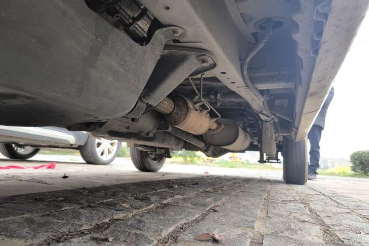 Used Wuling Rongguang S 2021 1.2L Base Model Window-Sealed 5-Seat LSI Car Chassis Front Left