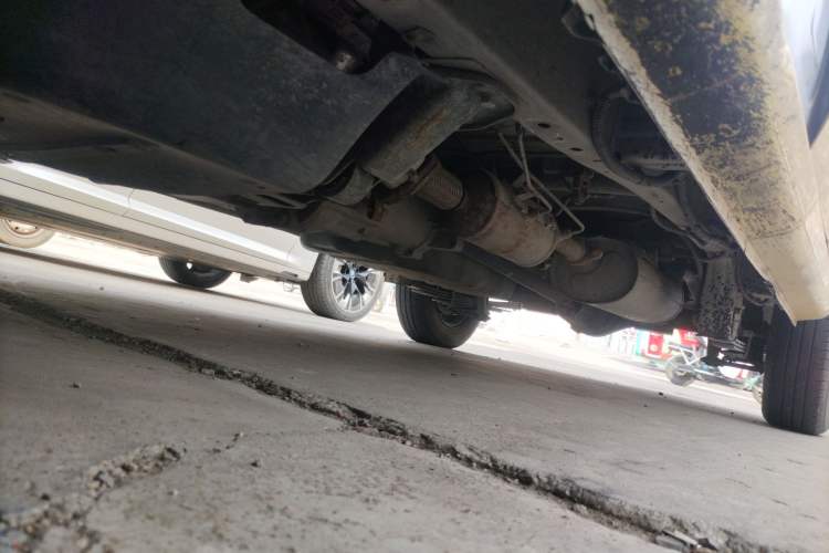 Used Wuling Rongguang S 2021 1.2L Base Model Window-Sealed 2-Seat LSI Car Chassis Front Left