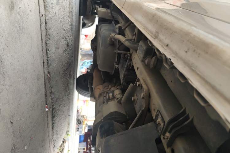 Used Wuling Rongguang S 2021 1.2L Base Model 7-Seater LSI Chassis Front Right