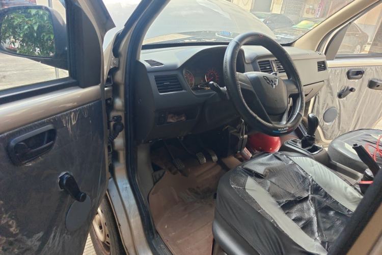 Used Wuling Rongguang S 2021 1.2L Base Model 7-Seater LSI Driver Seat