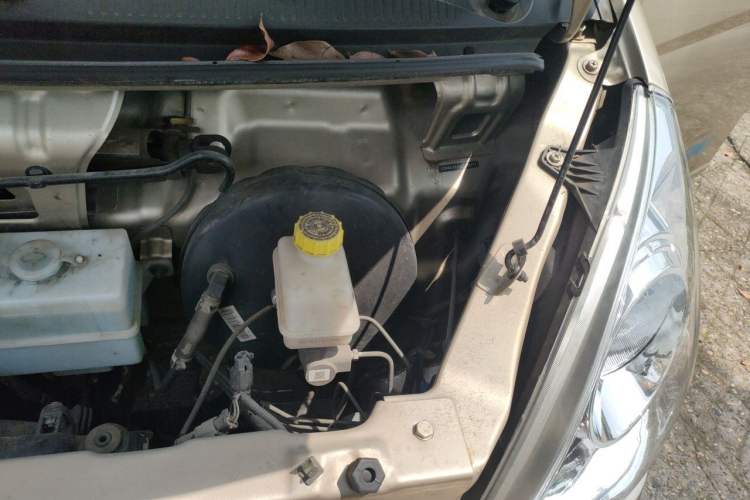 Used Wuling Rongguang S 2021 1.2L Base Model 5-Seater LSI Engine Bay Left