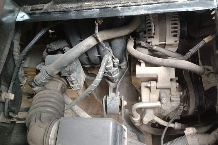 Used Wuling Rongguang S 2021 1.2L Base Model 7-Seater LSI Engine Bay Right
