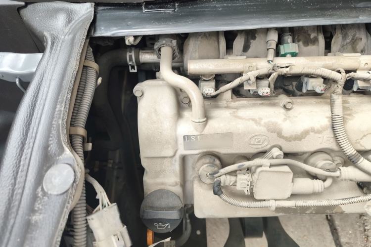 Used Wuling Rongguang S 2021 1.2L Base Model 7-Seater LSI Engine Bay Right