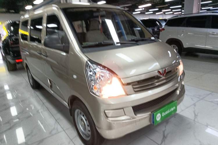 Used Wuling Rongguang S 2021 1.2L Base Model 7-Seater LSI Exterior 1