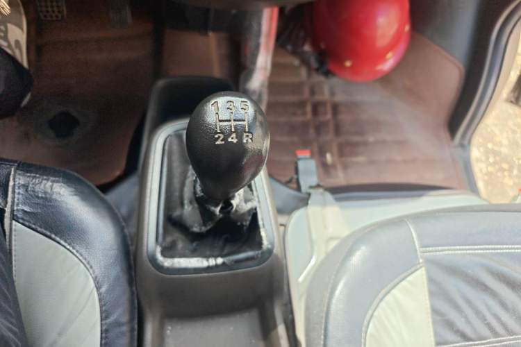 Used Wuling Rongguang S 2021 1.2L Base Model 7-Seater LSI Gear Lever