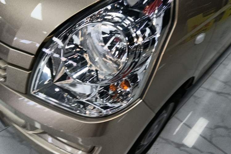 Used Wuling Rongguang S 2021 1.2L Base Model 7-Seater LSI Left Front Headlight