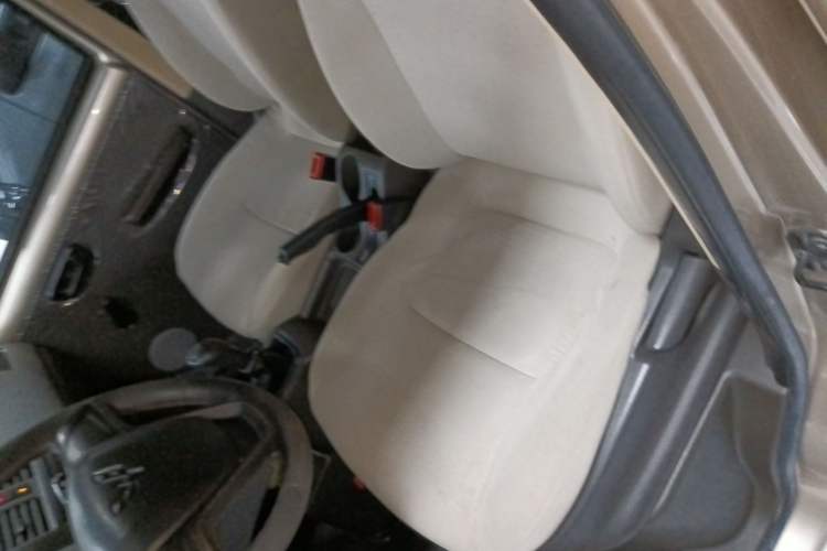 Used Wuling Rongguang S 2021 1.2L Base Model 7-Seater LSI Left Front Seat
