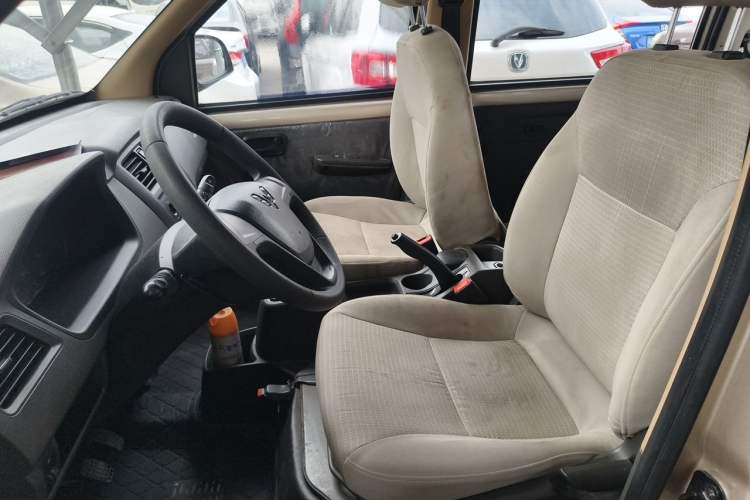 Used Wuling Rongguang S 2021 1.2L Base Model 7-Seater LSI Left Front Seat