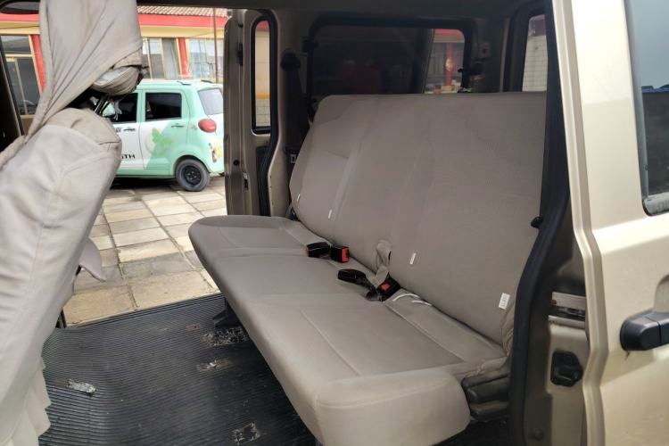 Used Wuling Rongguang S 2021 1.2L Base Model 5-Seater LSI Left Rear Seat