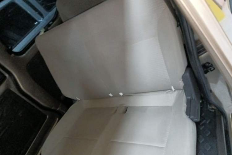 Used Wuling Rongguang S 2021 1.2L Base Model 7-Seater LSI Left Rear Seat