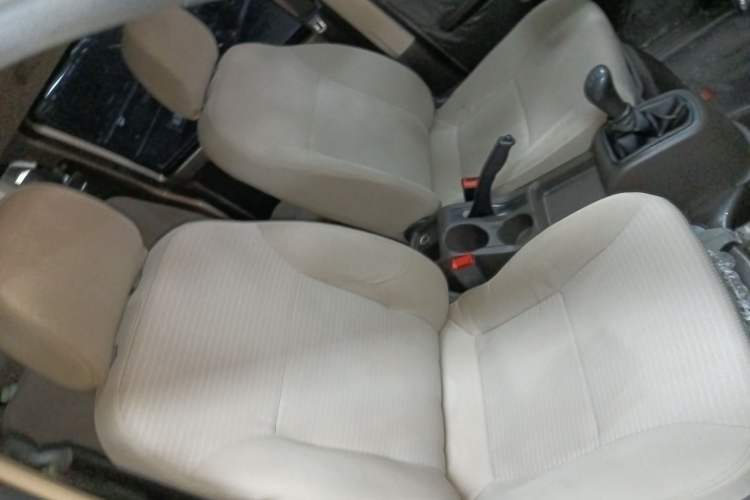 Used Wuling Rongguang S 2021 1.2L Base Model 7-Seater LSI Right Front Seat