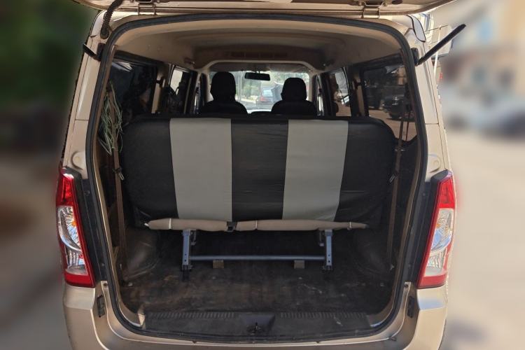 Used Wuling Rongguang S 2021 1.2L Base Model 7-Seater LSI Trunk
